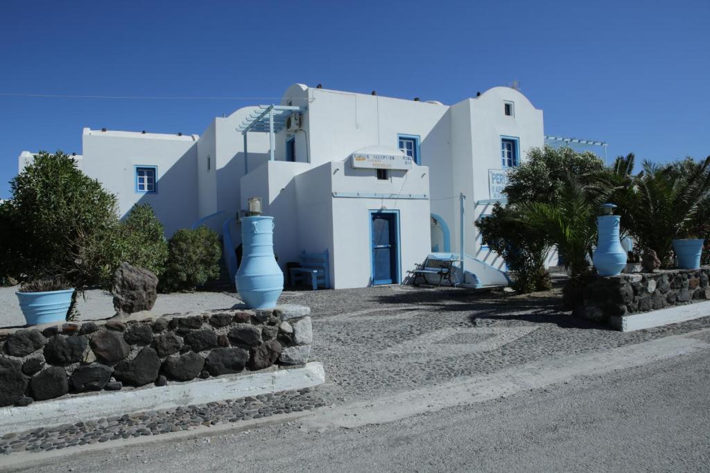Studios Apartments Perivolos Eksteriør billede